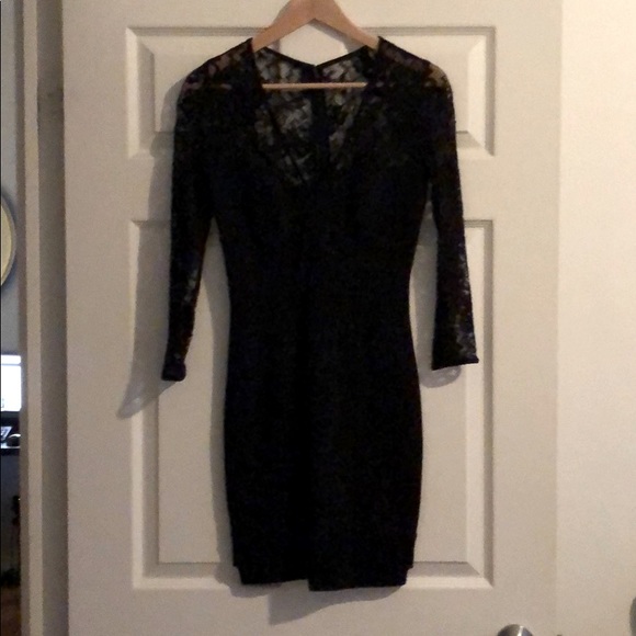 Robert Rodriguez: black dress with lace details - Picture 5 of 6